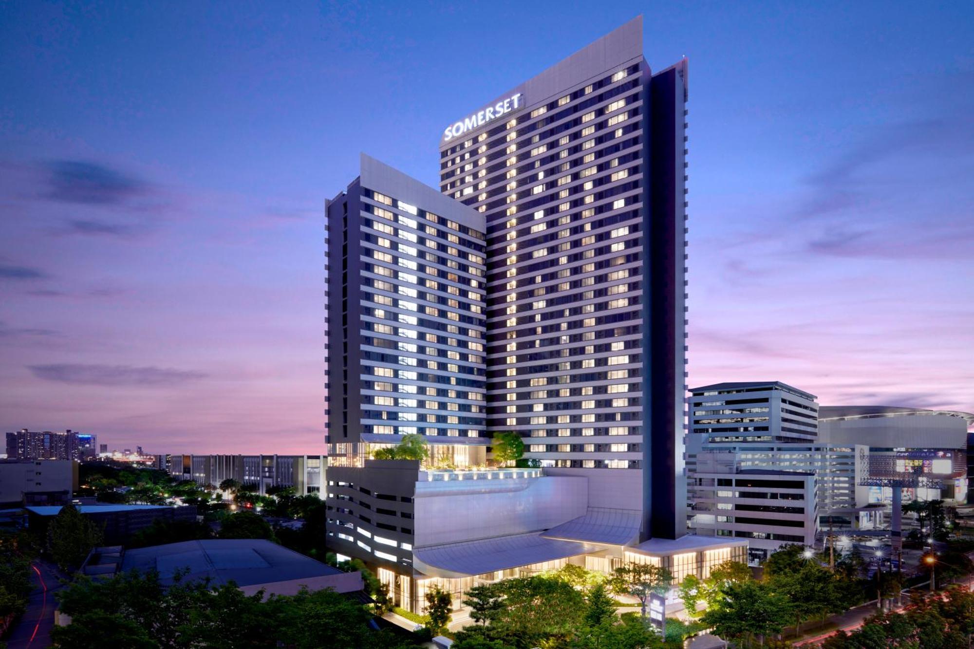 Somerset Rama 9 Banguecoque Exterior foto Somerset by Fraser