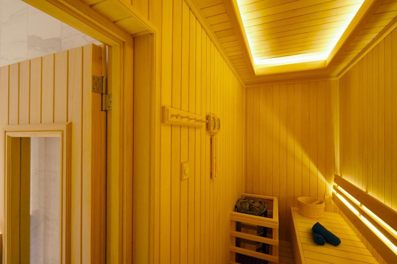 Somerset Rama 9 Banguecoque Exterior foto A modern Finnish sauna